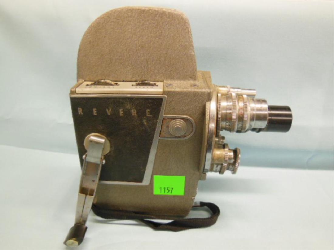 Vintage Revere 16mm Movie Camera (1 of 5)