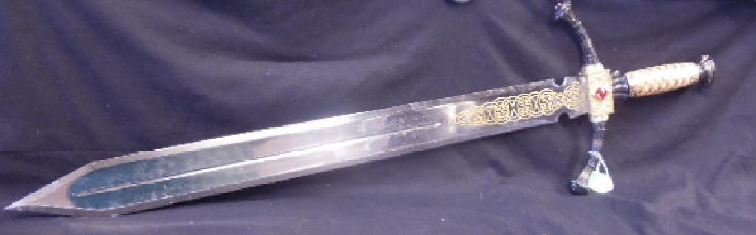 Franklin Mint of The Rings Fantasy Sword (1 of 5)