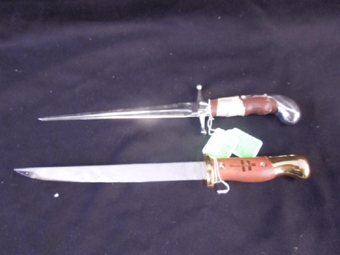 2 Franklin Mint Daggers (1 of 3)