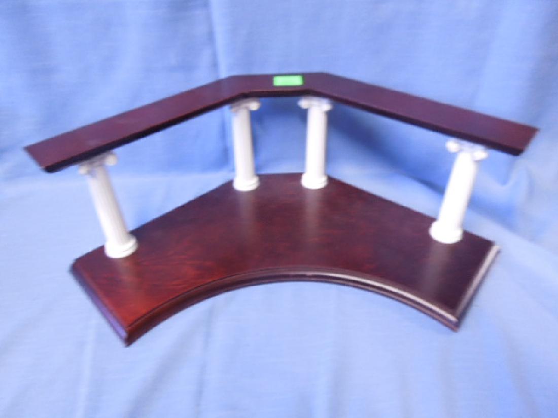 3 Franklin Mint Wood Display Stands (1 of 2)