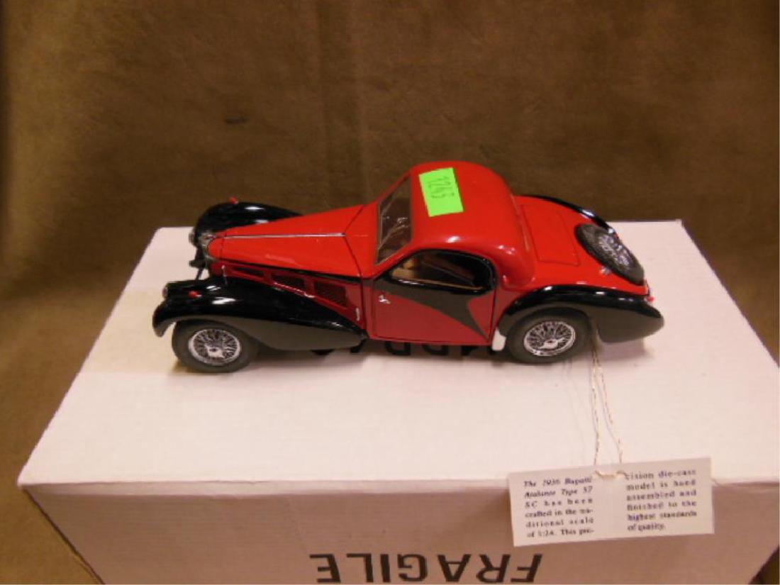 Franklin Mint Diecast car 1936 Bugatti (1 of 5)