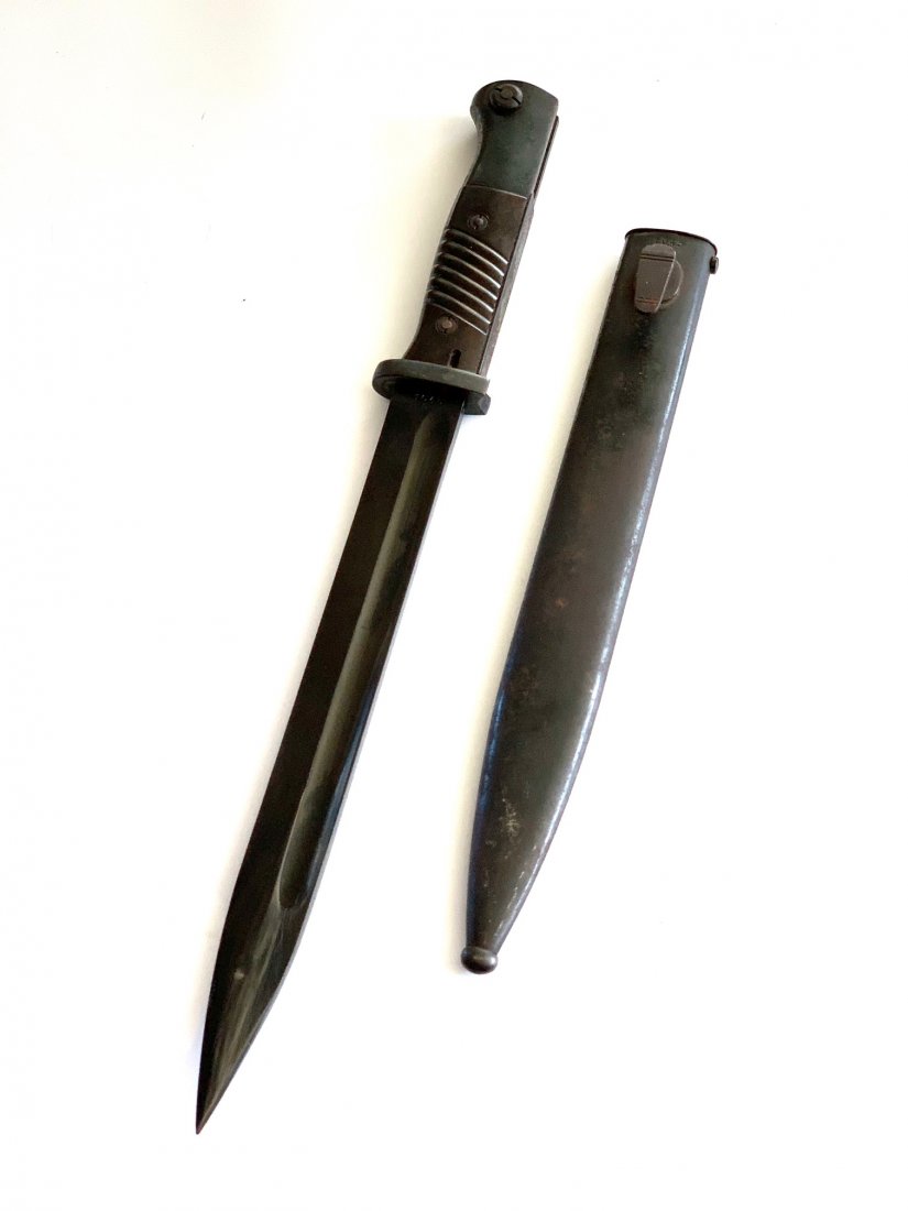 WWII GERMAN K98 MAUSER BAYONET WITH MATCHING SCABBARD: WWII German K98 Mauser Bayonet with matching serial numbers Scabbard, Elite-Diamont
