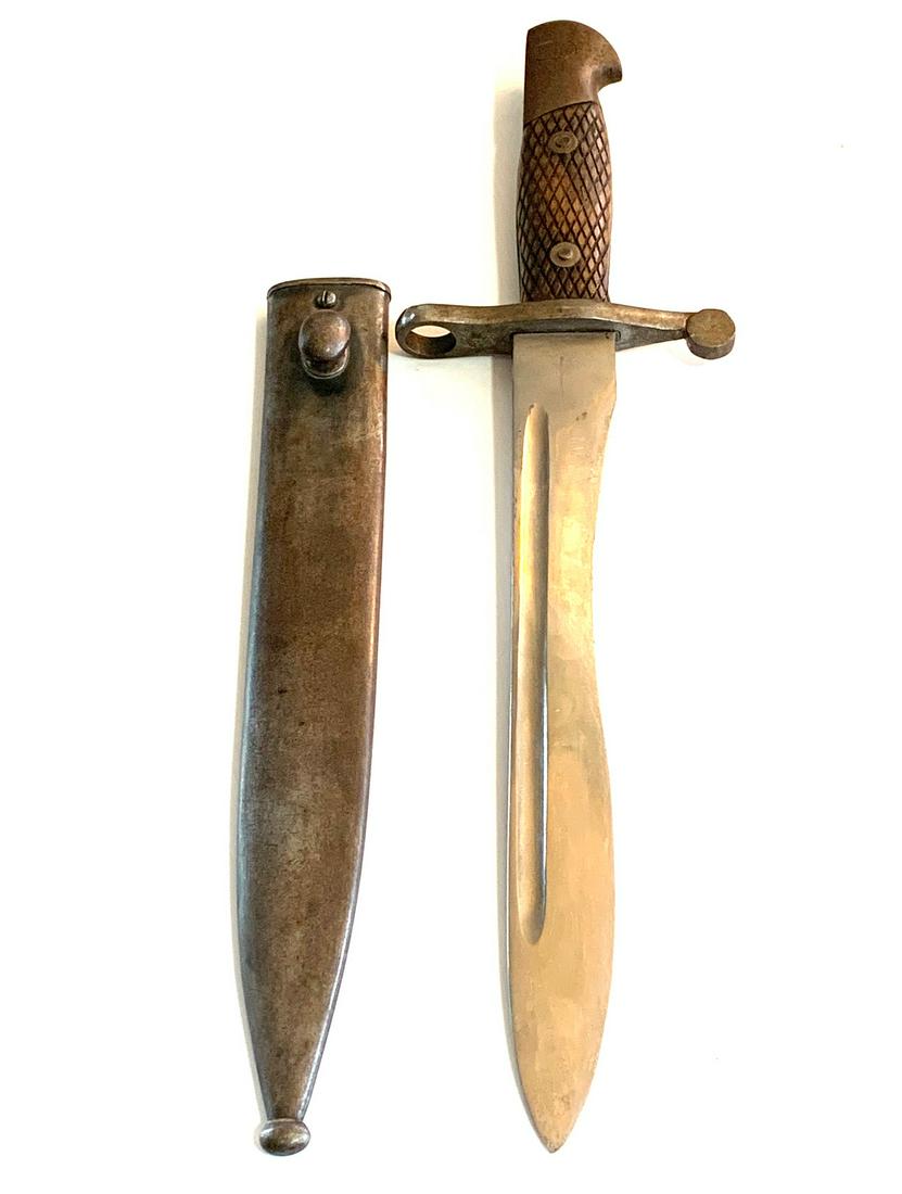 WWII SPANISH 1937: WWII Spanish 1937 "Bolo" Bayonet and matching serial scabbard