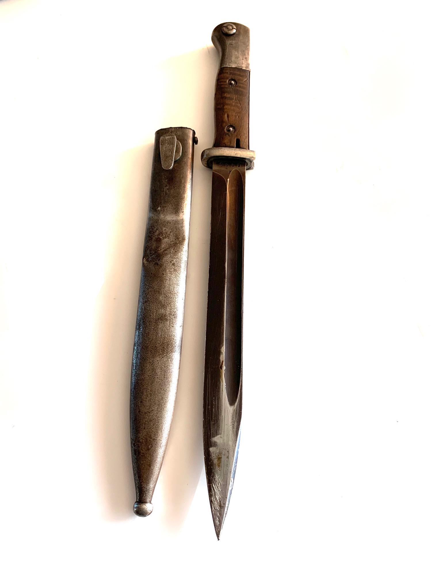WWII GERMAN K98 98K COMBAT BAYONET GEBR HELLER 1937-NON: WWII German K98 98K Combat Bayonet Gebr Heller 1937-with non matching Scabbard. Bayonet has makers mark and serial number 5993 with a lower case a below and Gebr Heller and 37 on the other side. The S