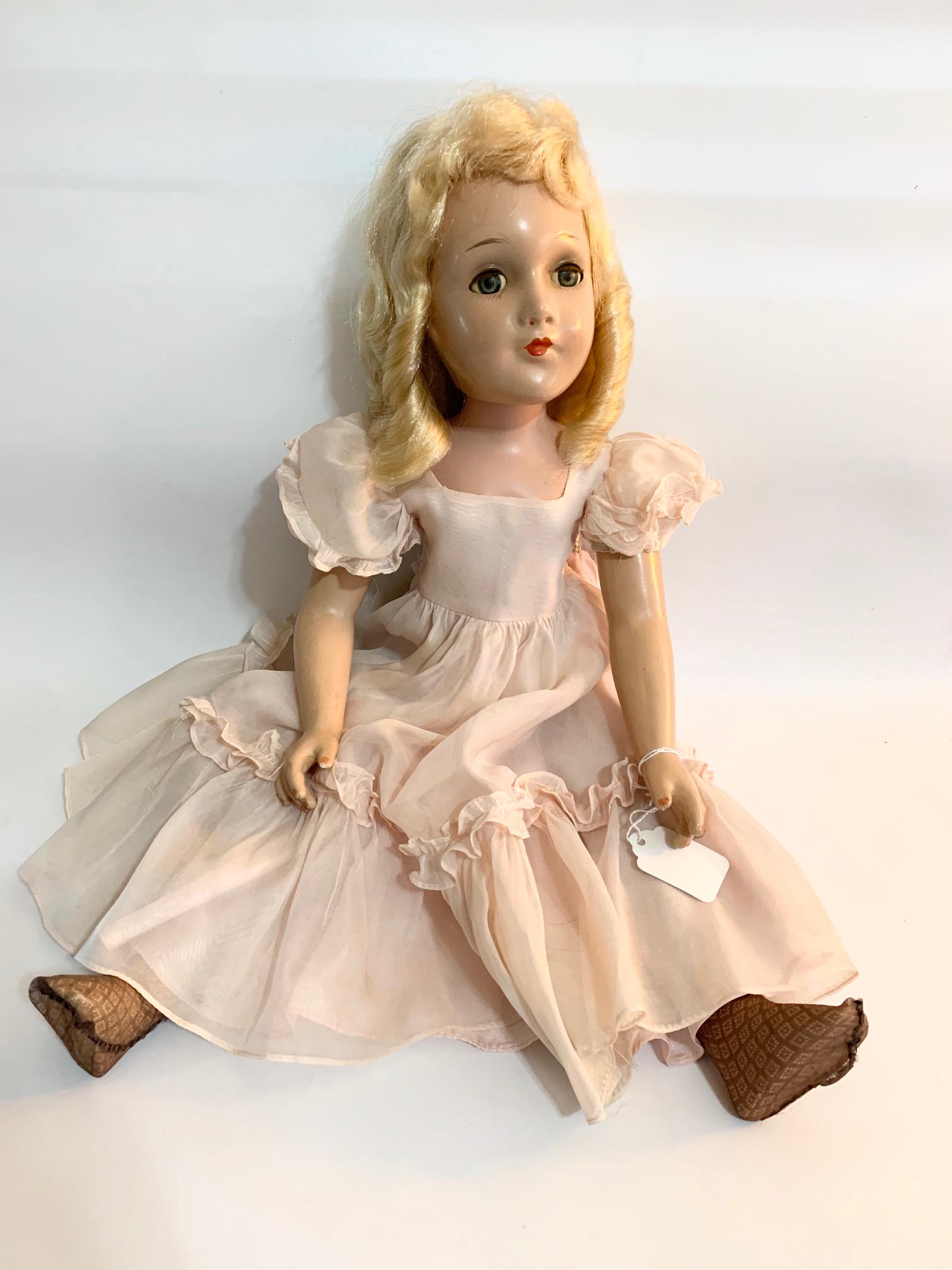 B14: 21" Composition unmarked Girl Doll: 21" Composition unmarked girl doll; may be Effanbee Little Lady?; old dress but may not be original to doll; replaced wig. We do our best to list all possible flaws, these are vintage/antique dolls an