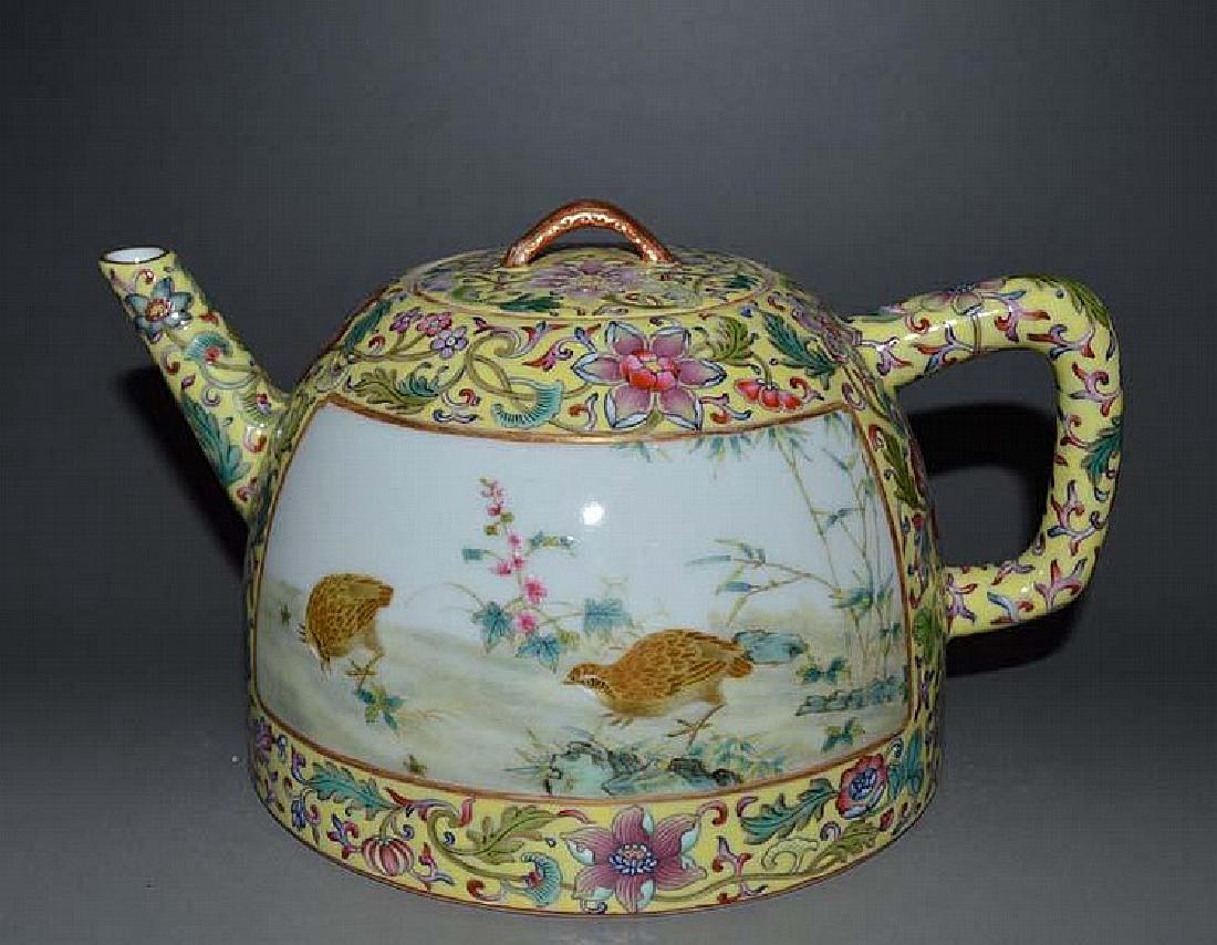 CHINESE PORCELAIN FAMILLE ROSE QUAILS TEAPOT (1 of 9)
