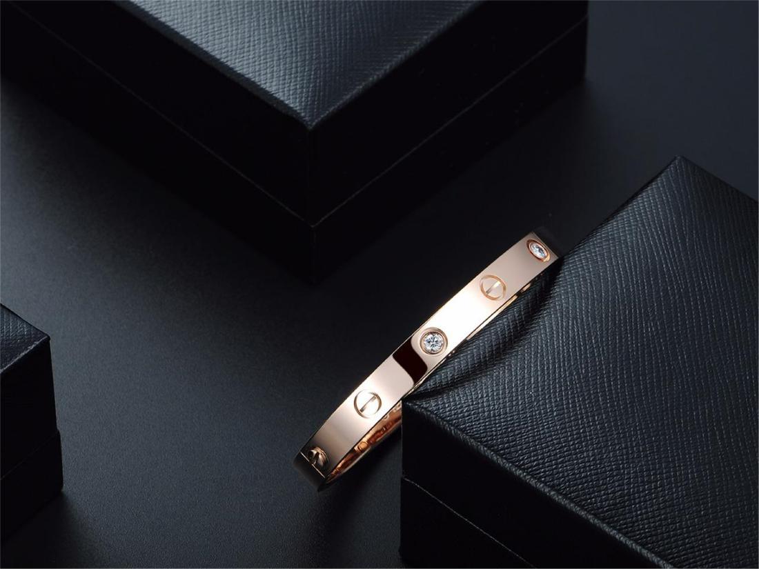 CARTIER STYLE LOVE 18K ROSE GOLD DIAMOND BRACELET WITH (1 of 5)