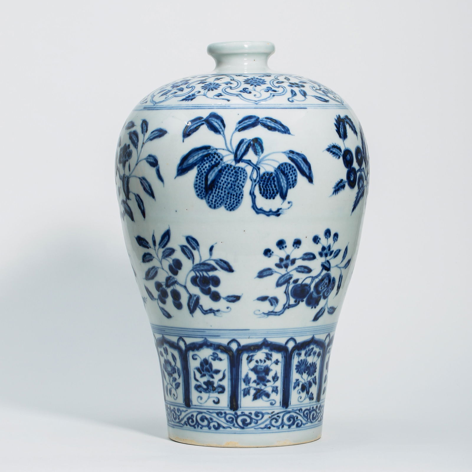 Chinese Porcelain Blue And White Flower Meiping Vase Sep 21