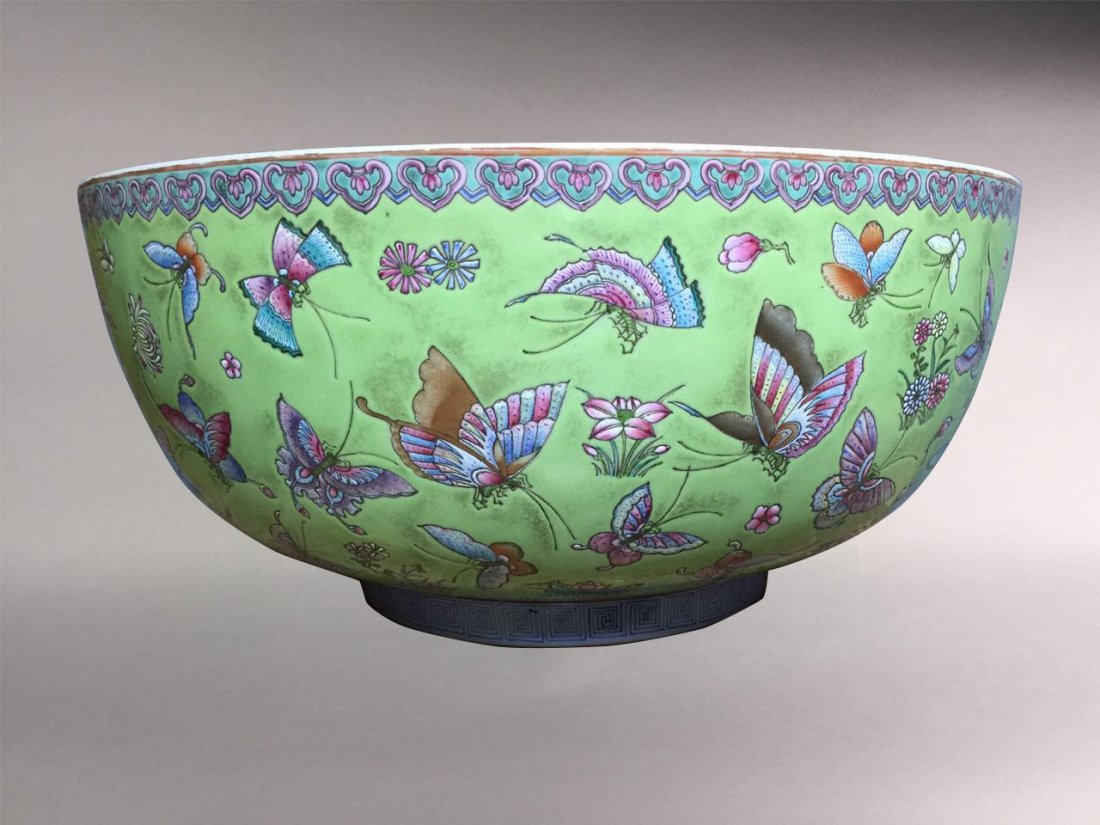 CHINESE PORCELAIN FAMILLE ROSE TURQUOISE GLAZED BOWL (1 of 4)