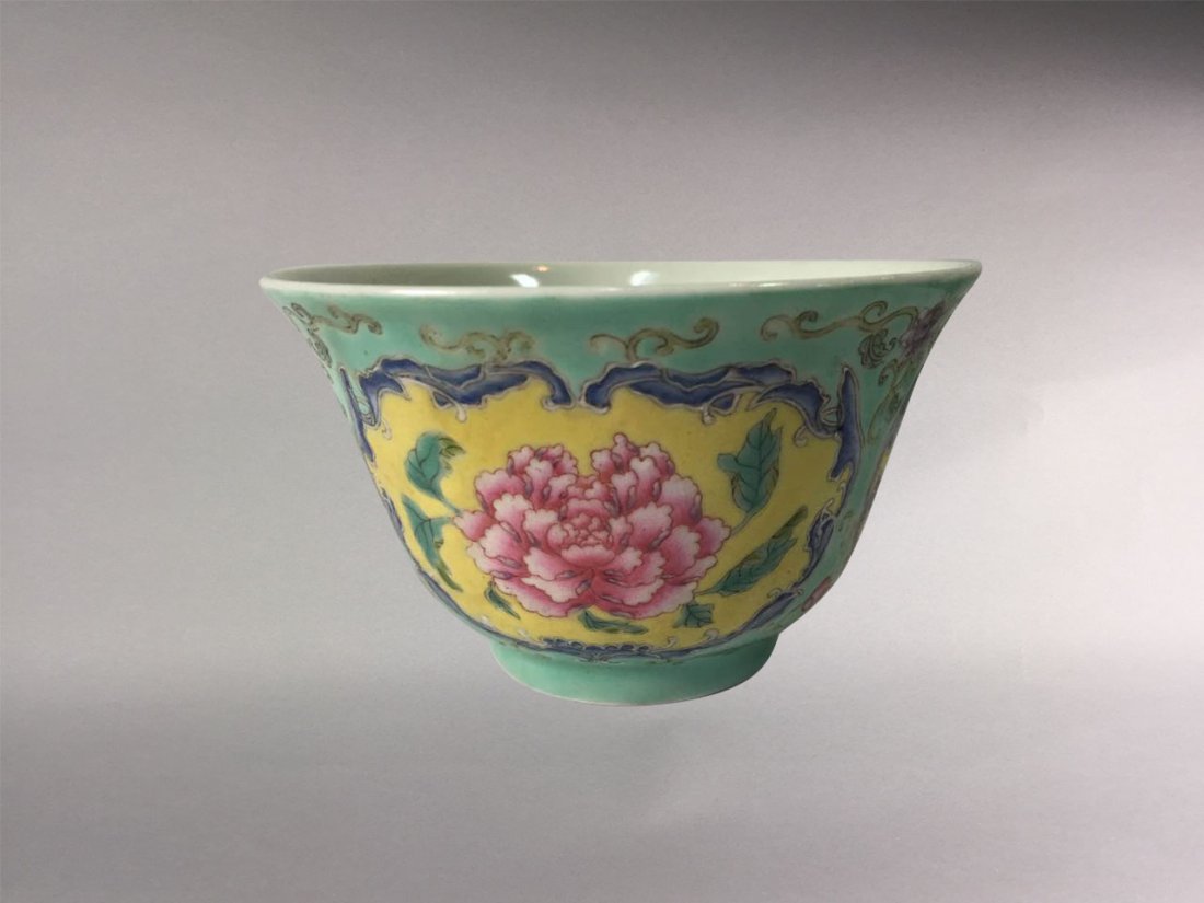 CHINESE PORCELAIN ENAMELED FLORAL BOWL: Chinese Porcelain Enameled Floral Bowl. Painted with Flower on Turquoise Glazed Background. Marker on bottom. H.2 3/4 in. Top Diam. 4 1/4 in. From a Taiwan Asian Antique collection. SHIPPING: $40 for 