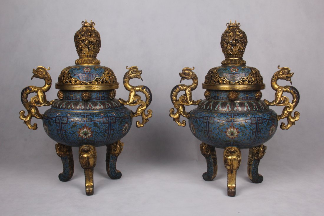 PAIR OF LARGE CHINESE CLOISONNE CENSERS WITH DRAGON HAN (1 of 10)