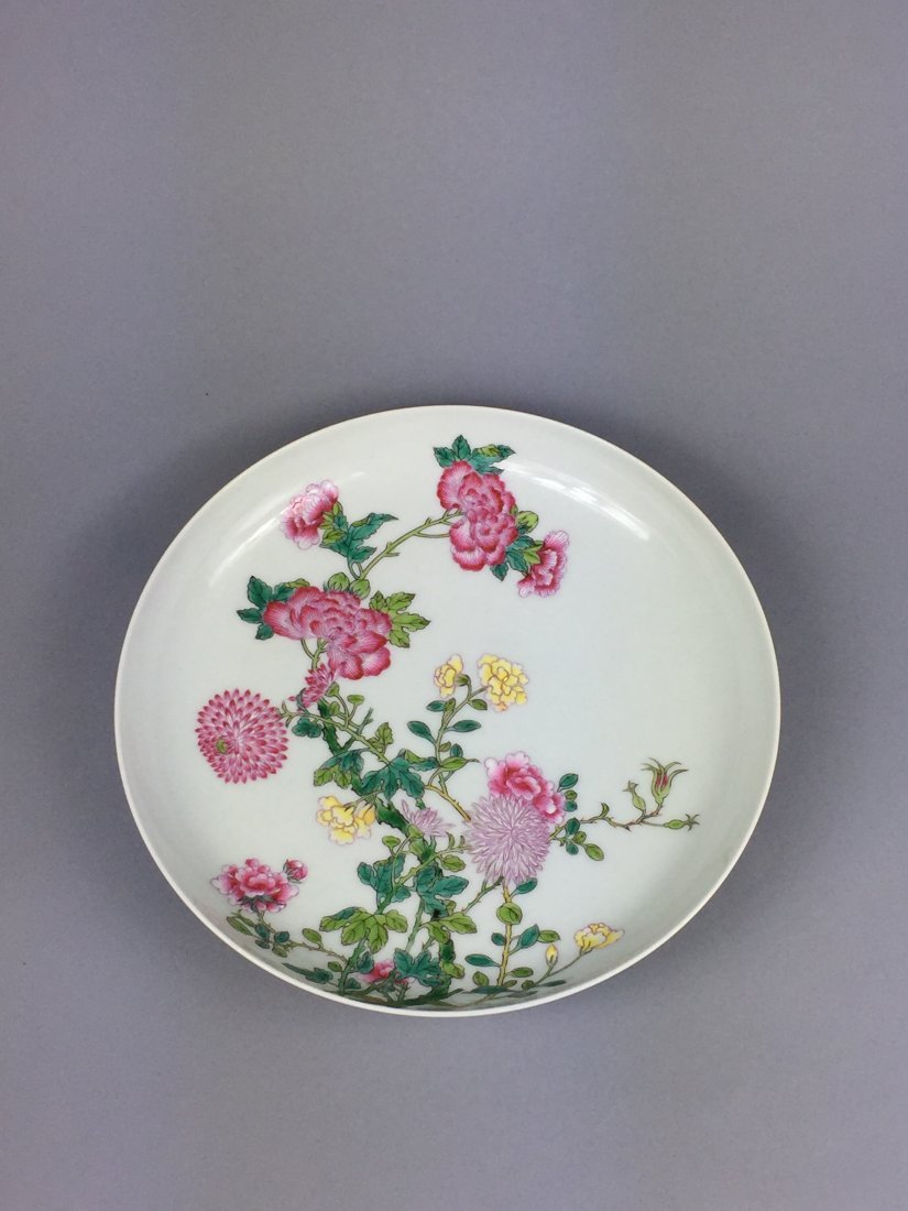 CHINESE PORCELAIN FAMILLE ROSE PLATE (1 of 5)