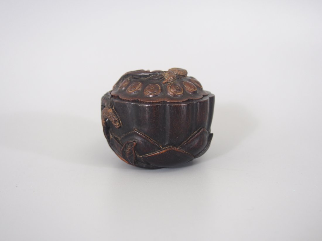 CHINESE ZITAN HARDWOOD LOTUS SHAPED LIDDED BOX (1 of 6)