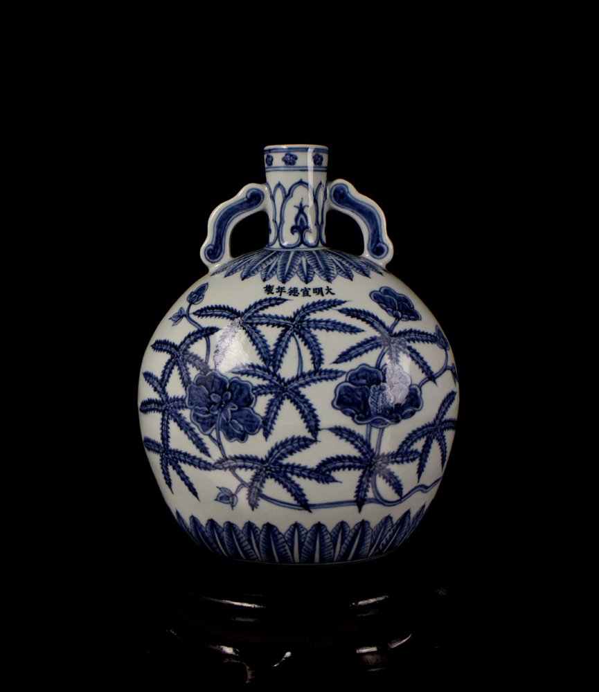 CHINESE PORCELAIN BLUE AND WHITE FLOWER MOONFLASK VASE (1 of 4)