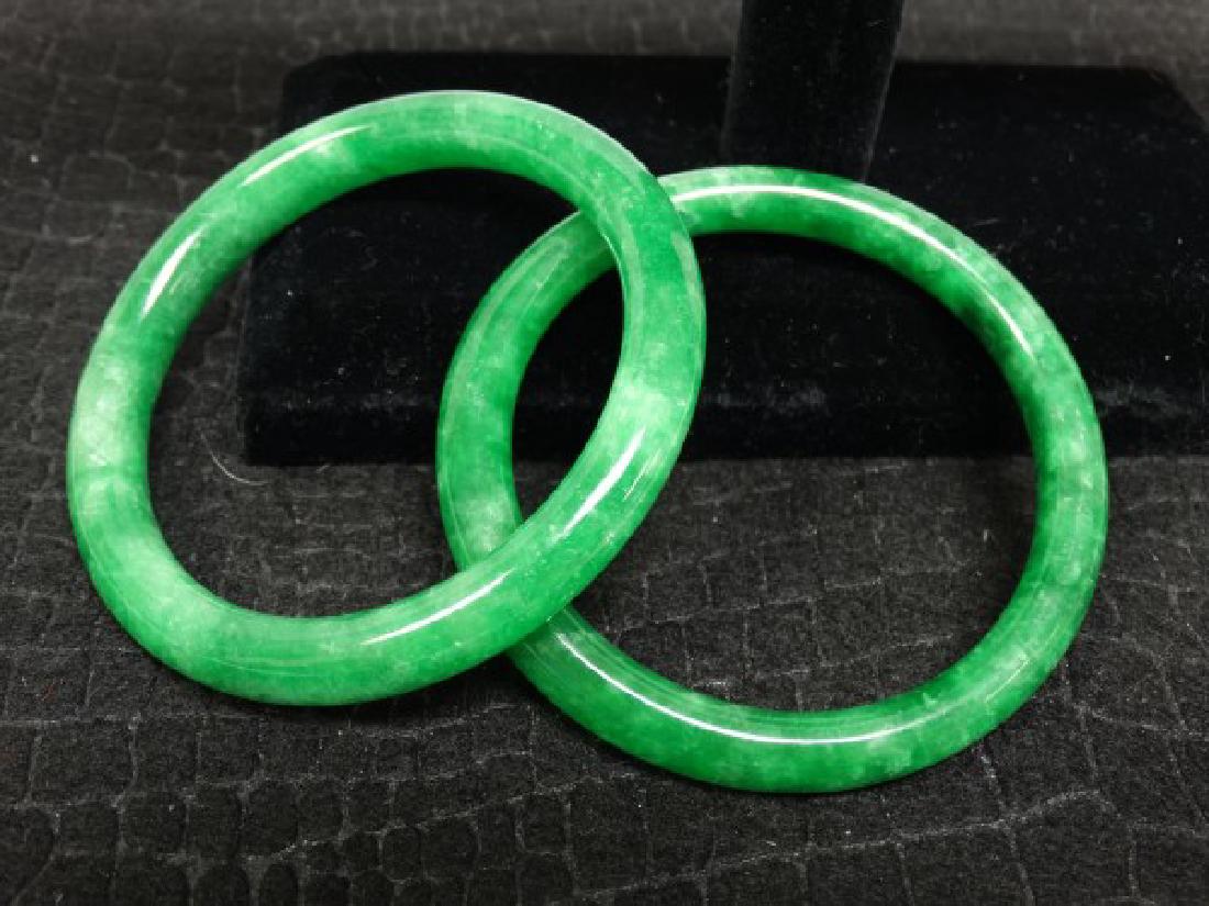 Lot of 2 Apple Green Jade Bangles (1 of 5)