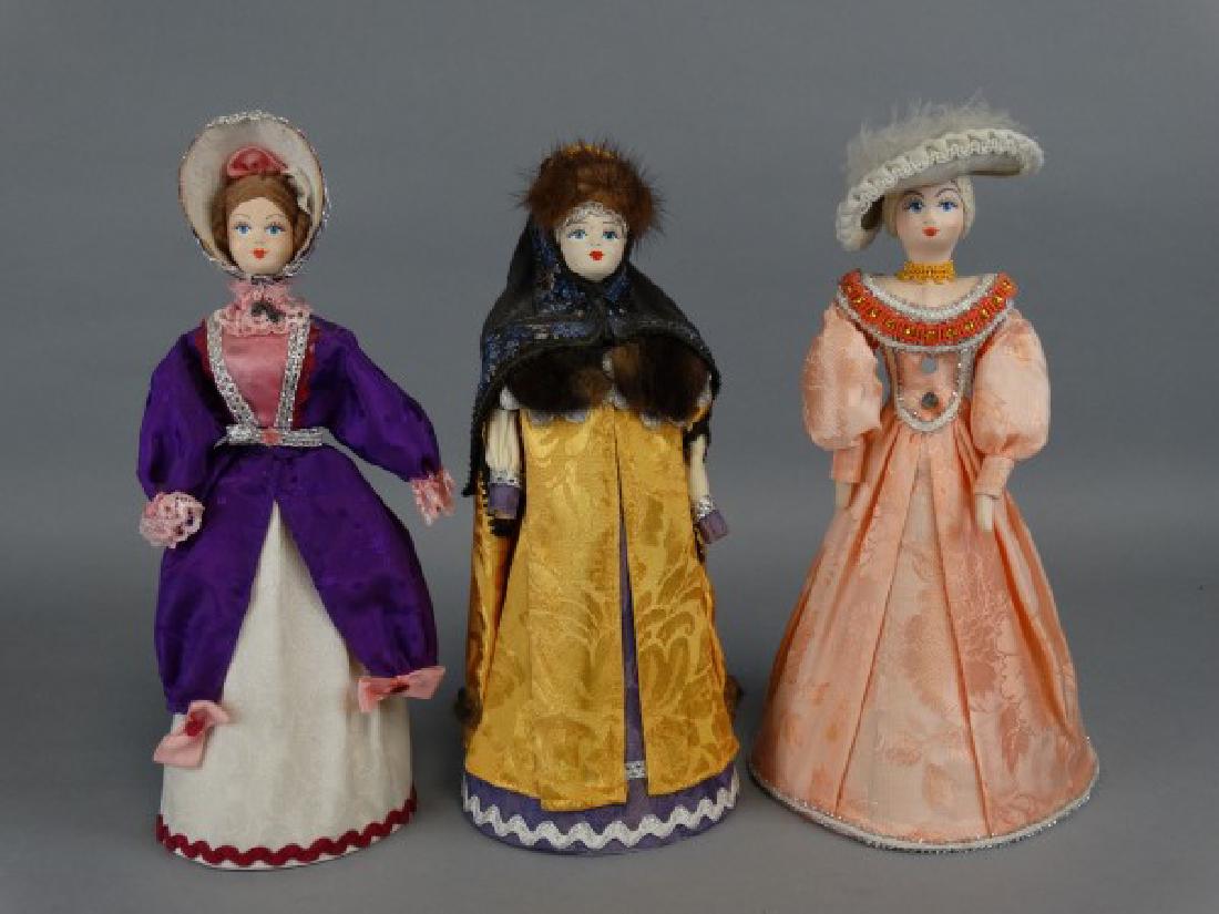 Lot of 3 Russian Dolls (1 of 4)
