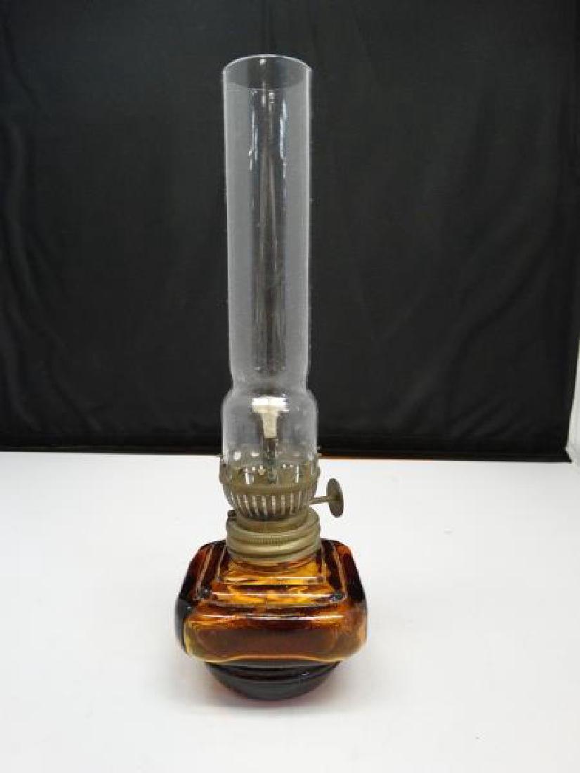 Oil Lamp w/ Chimney (1 of 1)