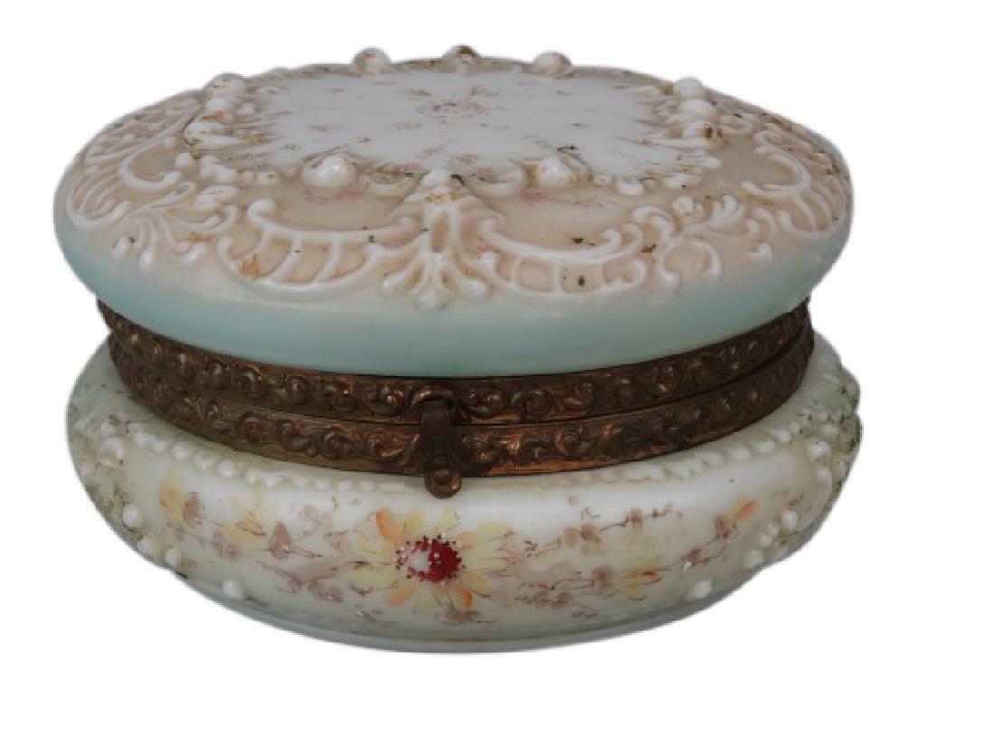 Large Wavecrest Dresser Box (1 of 7)