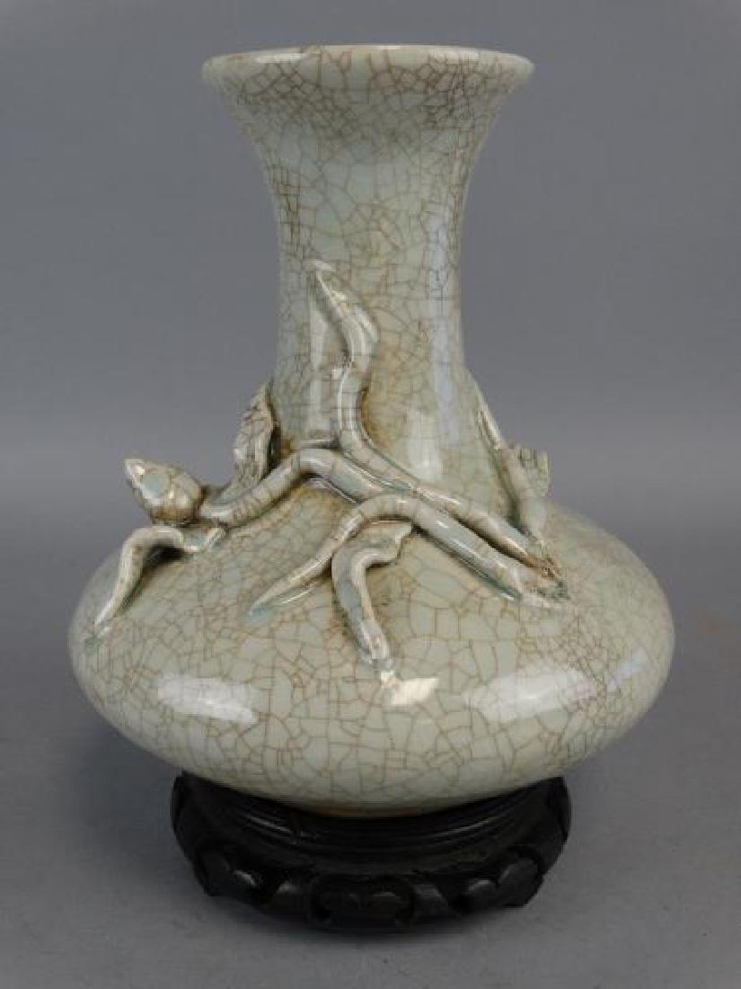 Chinese Crackleware Vase (1 of 4)