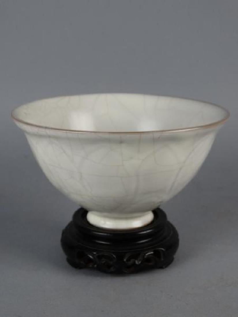 Chinese Crackle Glazed Bowl (1 of 5)