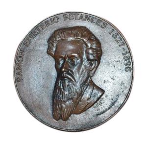 Ramon Emeterio Betances Bronze Medal: Father of Puerto Rican Independence SIZE: 2" Dia. PROVENANCE: Property from the private estate collection of a Peruvian gentleman; Houston, Texas.