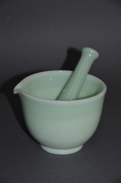 Fenton Jadeite Mortar & Pestle: 3 1/2" H on Mortar