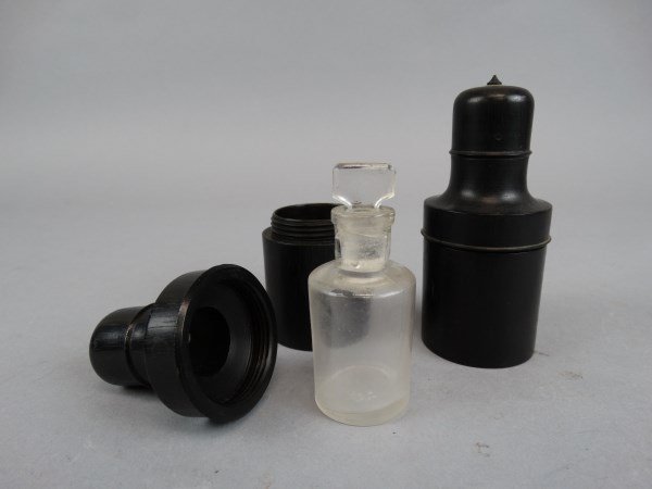 Lot of 2 Antique Apothecary Bottles in Ebony Cases (1 of 3)
