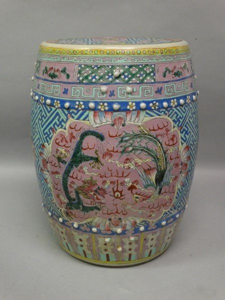 Chinese Famille Rose Garden Seat: Chinese Famille Rose Garden Seat Size : 17.75"