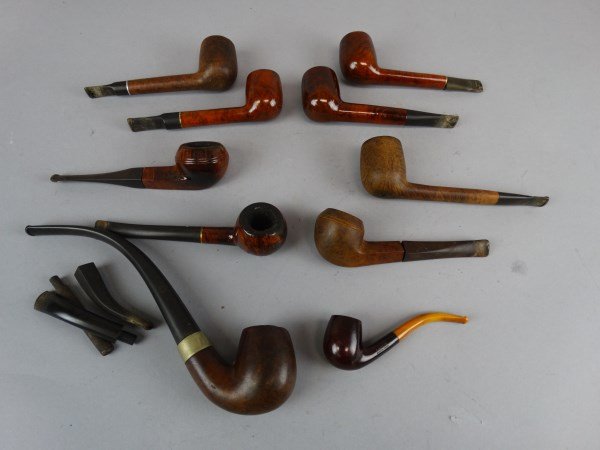 Lot of 10 Vintage Smoking Pipes: Lot of 10 Vintage Smoking Pipes Various sizes.