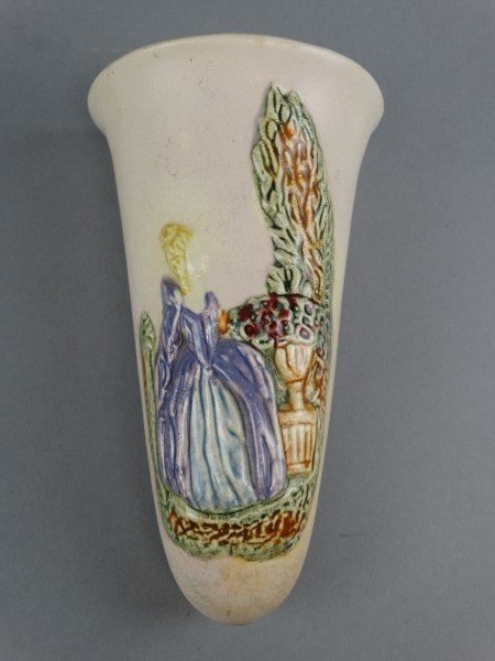 Weller Pottery Wall Pocket (1 of 3)