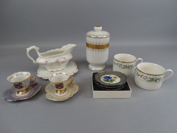 Grouping of Fine Porcelain Items (1 of 2)