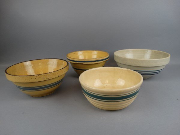 Lot of 4 Antique Mixing Bowls (1 of 3)