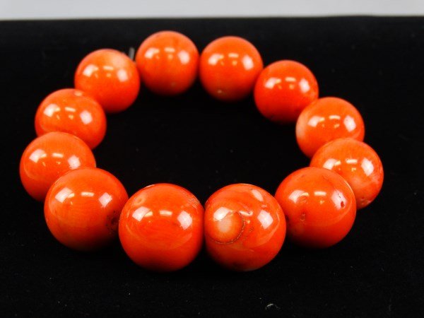 Coral Bead Bracelet (1 of 3)