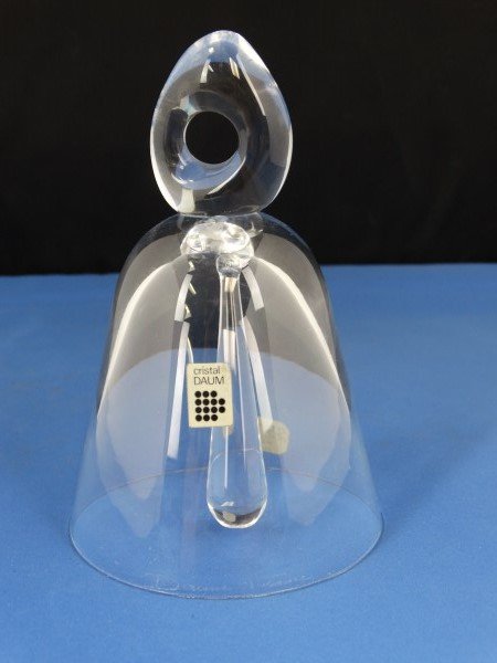 Daum Crystal Bell: Daum Crystal Bell. Size : 5" T