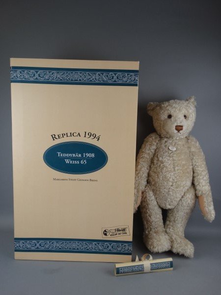 Steiff Teddy Bear White 65: Steiff Teddy Bear White 65, limited edition 7,000. Replica of 1908 Bear.