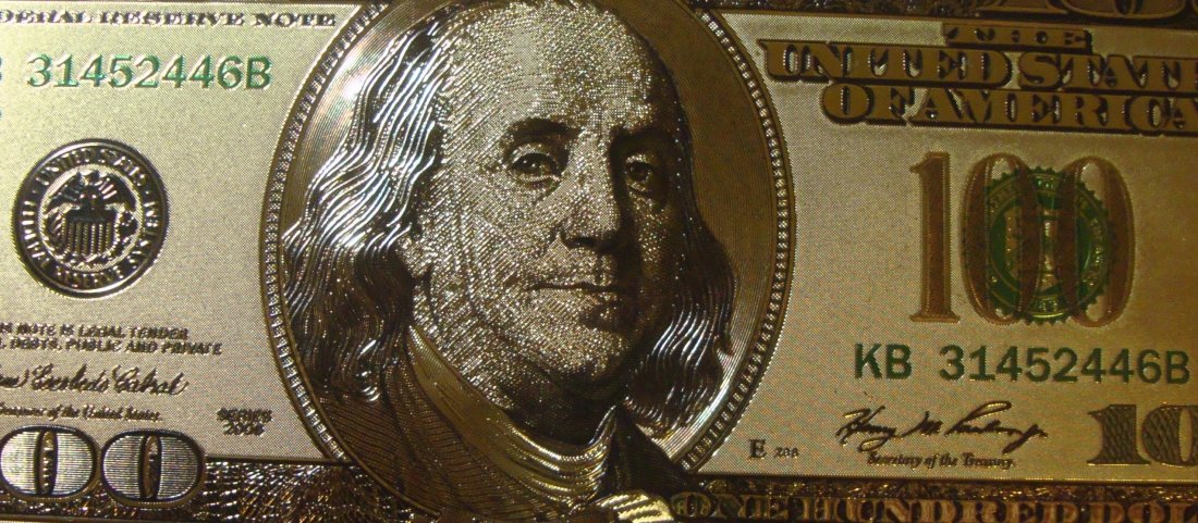 Lot of 5 Gold $100 Bills: Lot of 5 bills. Not real currency