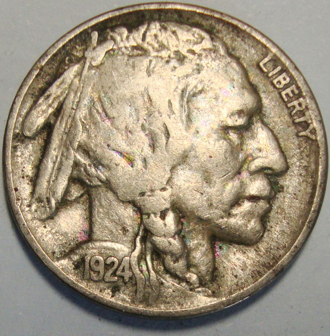 1924  Buffalo Nickel 5c VF (1 of 2)