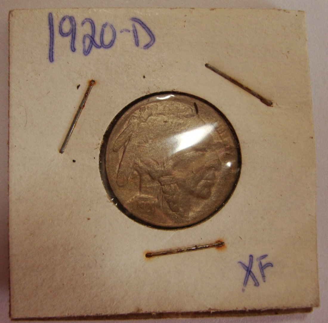 1920 D  Buffalo Nickel 5c XF (1 of 2)