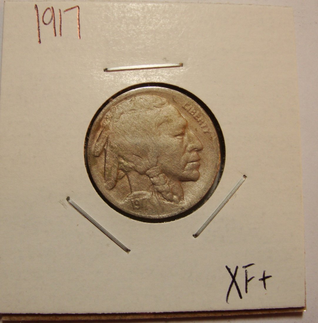 1917 Buffalo Nickel 5c XF+ (1 of 2)