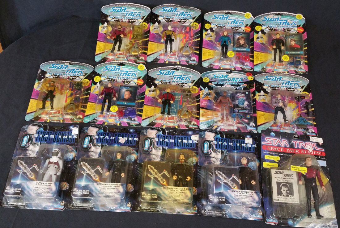 STAR TREK ACTION FIGURE 14 PIECE LOT (1 of 1)