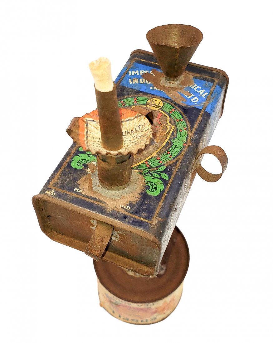 Vintage Multi Can Lantern - Edgell Pea Soup - Tin Art: Vintage Multi Can Lantern - Edgell Pea Soup - Tin Art. The welded spout and funnel petite can lamp with 5 x finger loop decorative handles. The lamp is elevated with a pipe over a base formed from pea