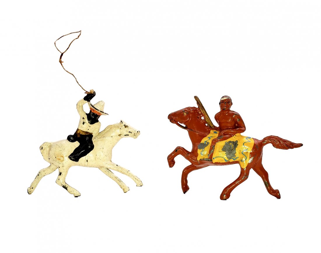 Barclay Lone Ranger and Tonto Lead Figures: Vintage condition pair, wear to paint, and high points. Lone Ranger has his rope intact. Both horses have casting holes at the nose and tail areas. Approx. Sizes: 3 inches high by 4 inches long each.