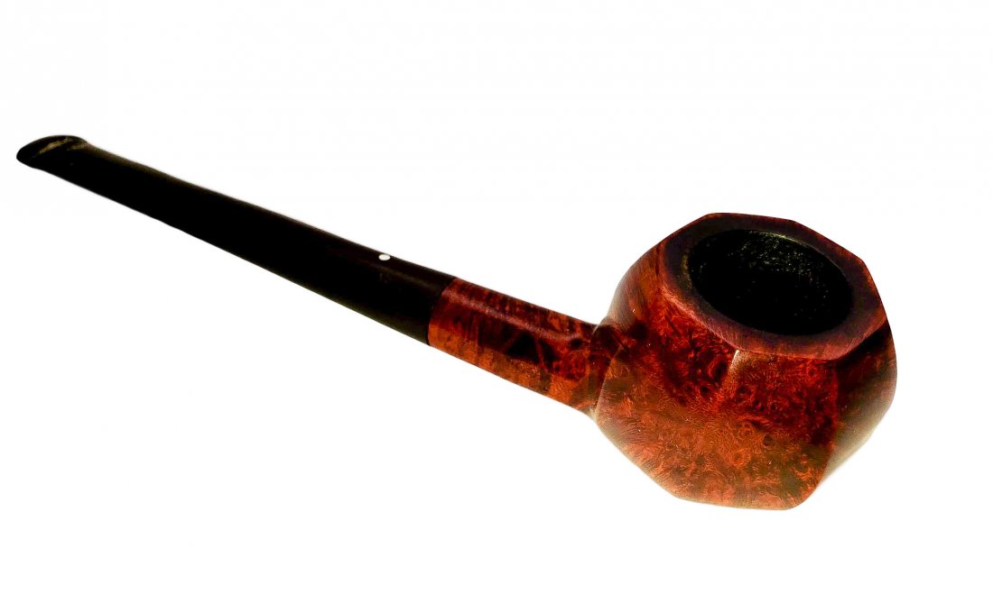 Dunhill White Spot Amber Root Paneled Style # 3 Pipe: Smooth finish, 8 paneled apple style bowl, amber root pipe with a black vulcanite stem. Made in England. Provenance The Bruce Cohn Collection. Gentle use, wear, and handling, moderate rim, and chamber