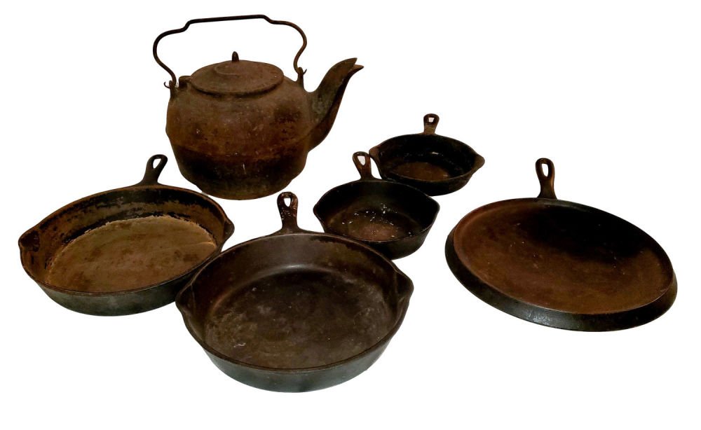 Griswold, Wagner, Davidson, Cast Iron Pots Pans 6 PCS (1 of 6)