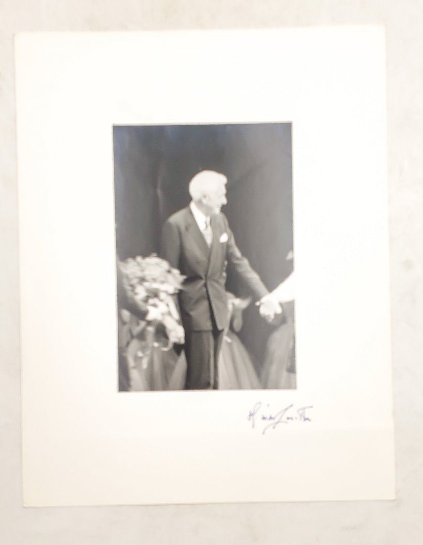 Oliver Smith: Signed Photo Portrait: B/W photo of Oliver Smith by P.Rankin- Smith mounted on art paper /board and signed on the margin by Oliver Smith. The signature is authentic with provenance. Image size : 5.5 x 8 inches. Mount size: 