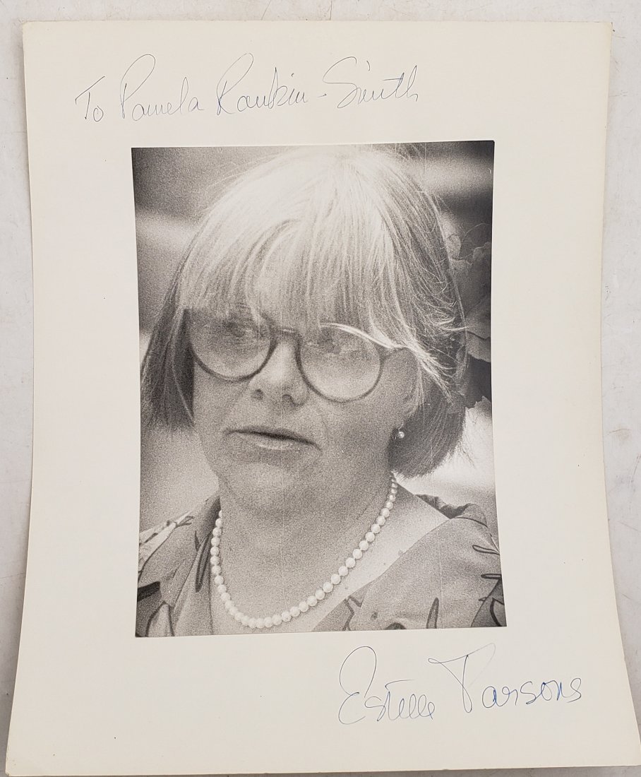 Estelle Parsons: Signed Photo Portrait: B/W photo of Estelle Parsons by P.Rankin- Smith mounted on art paper /board and signed on the margin by Estelle Parsons. The signature is authentic with provenance. Image size : 6.75 x 9.25 inches. Mo