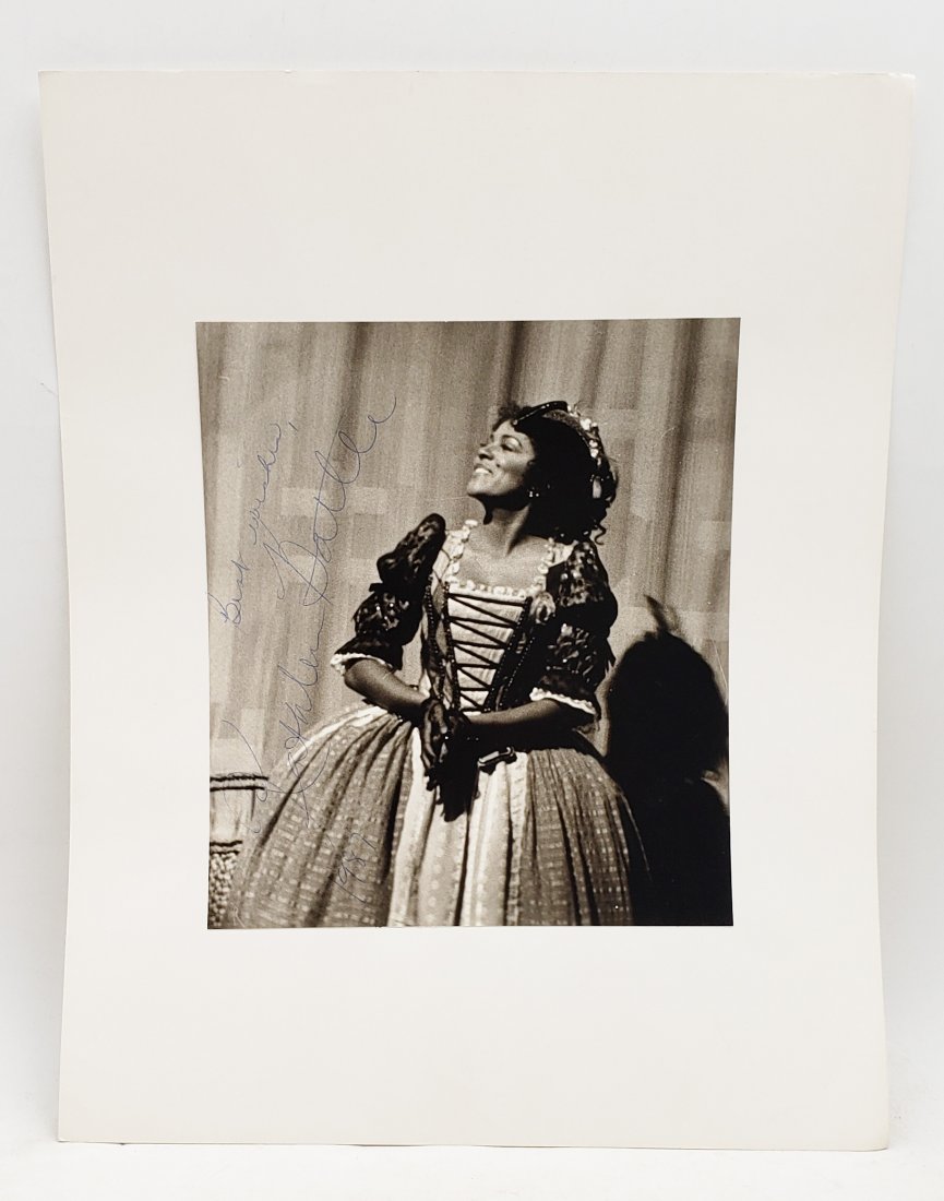 Kathleen Battle, 1987: Signed Photo Portrait: B/W photo of Kathleen Battle, 1987 by P.Rankin- Smith mounted on art paper /board and signed on the margin by Kathleen Battle, 1987. The signature is authentic with provenance. Image size : 7 x 8 inch
