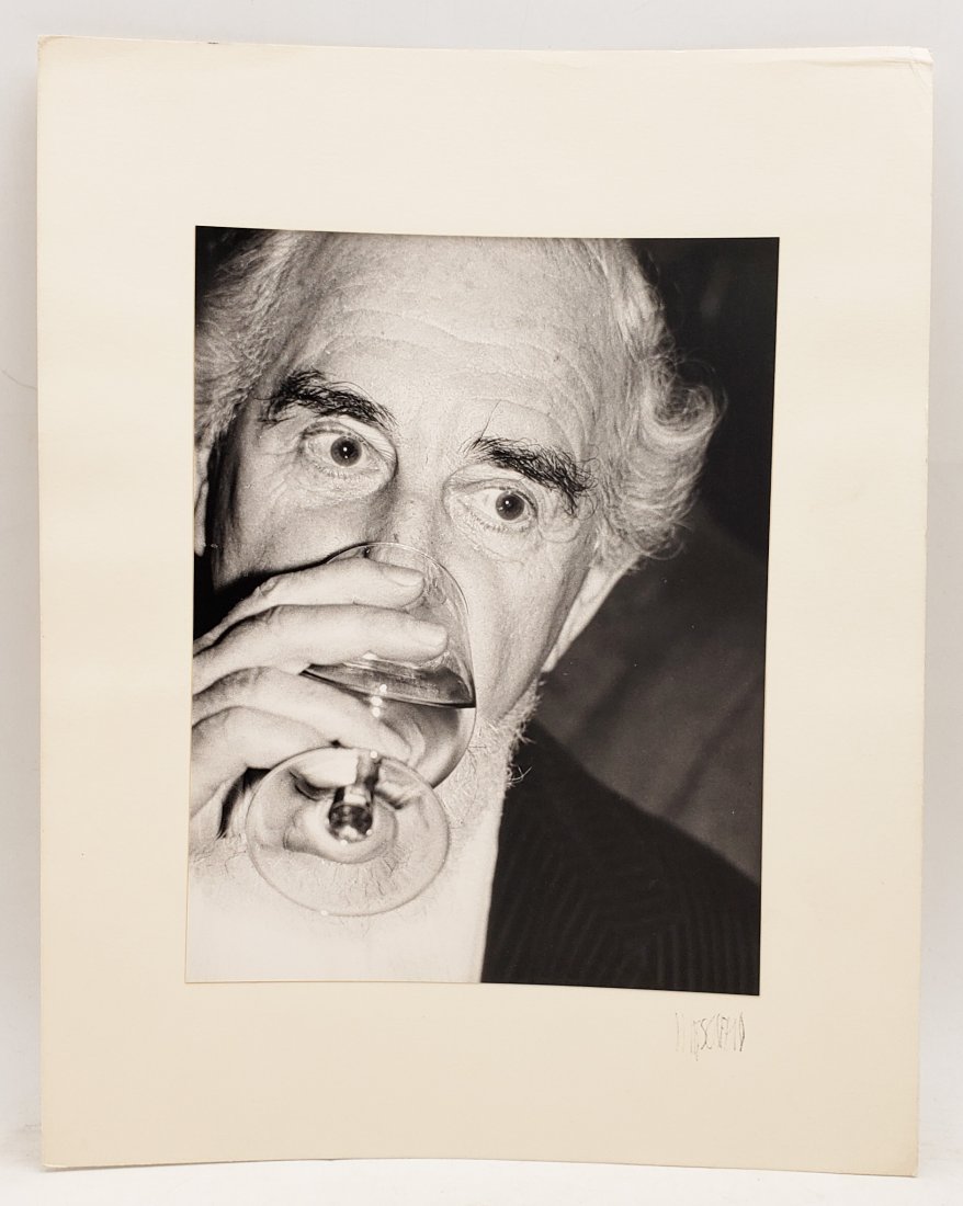 Al Hirschfeld , 1983: Signed Photo Portrait: B/W photo of Al Hirschfeld, 1983 by P.Rankin- Smith mounted on art paper /board and signed on the margin by Hirschfeld. The signature is authentic with provenance. Image size : 7.25 x 9.5 inches. Moun