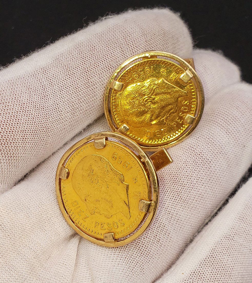 1959 Mexico Gold 10 Pesos Cufflinks (1 of 3)