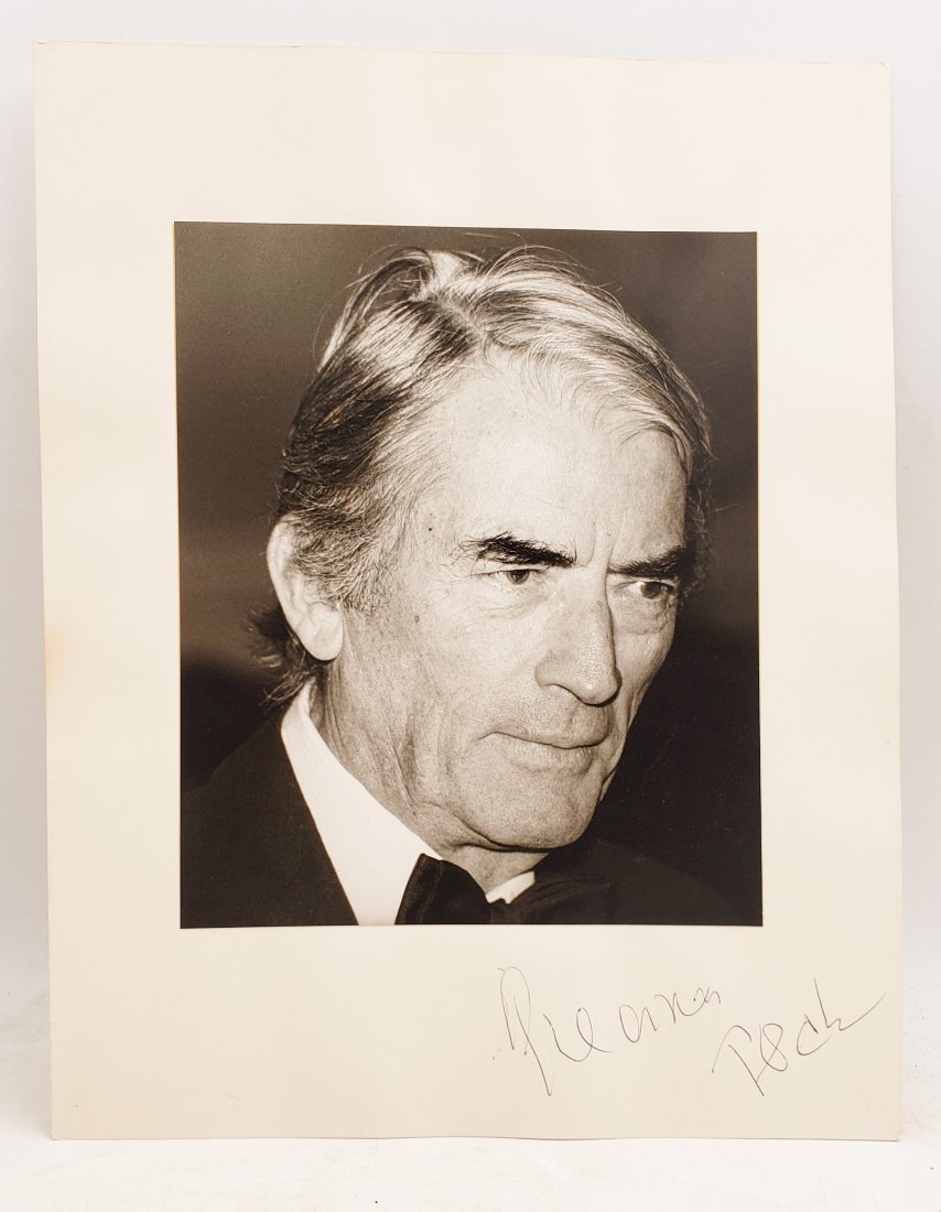 Gregory Peck, 1985 : Signed Photo Portrait (1 of 3)